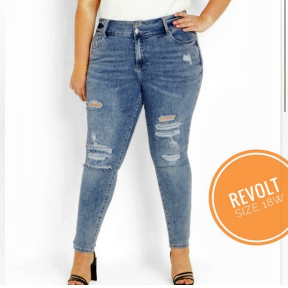 Revolt | Faded Wash Distressed Jeans